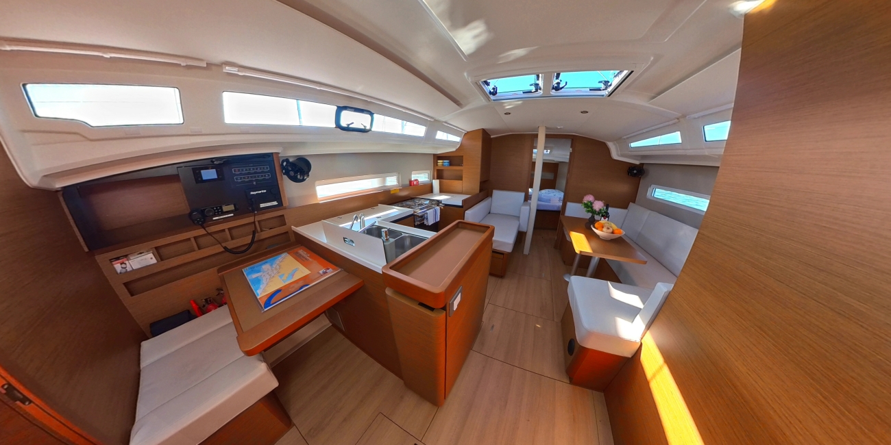 Milla, Jeanneau Sun Odyssey 410
