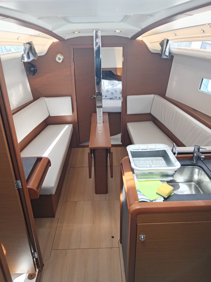 Novara, Jeanneau Sun Odyssey 349, photo 5